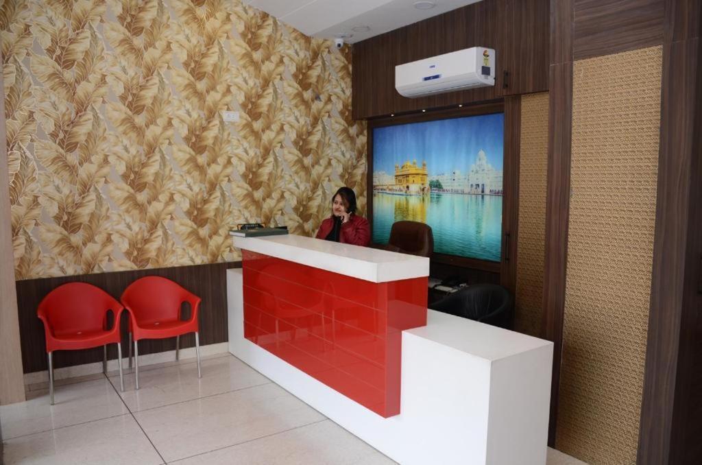 Hotel Robin Inn Amritsar Extérieur photo