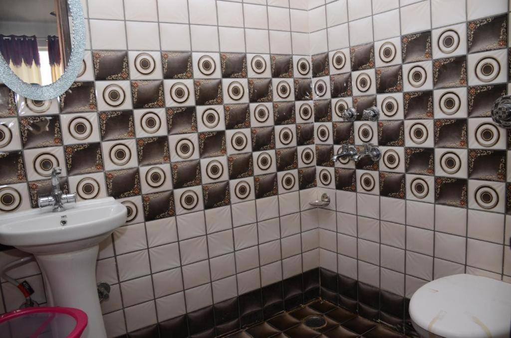 Hotel Robin Inn Amritsar Extérieur photo