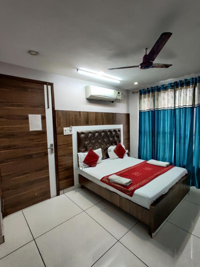 Hotel Robin Inn Amritsar Extérieur photo