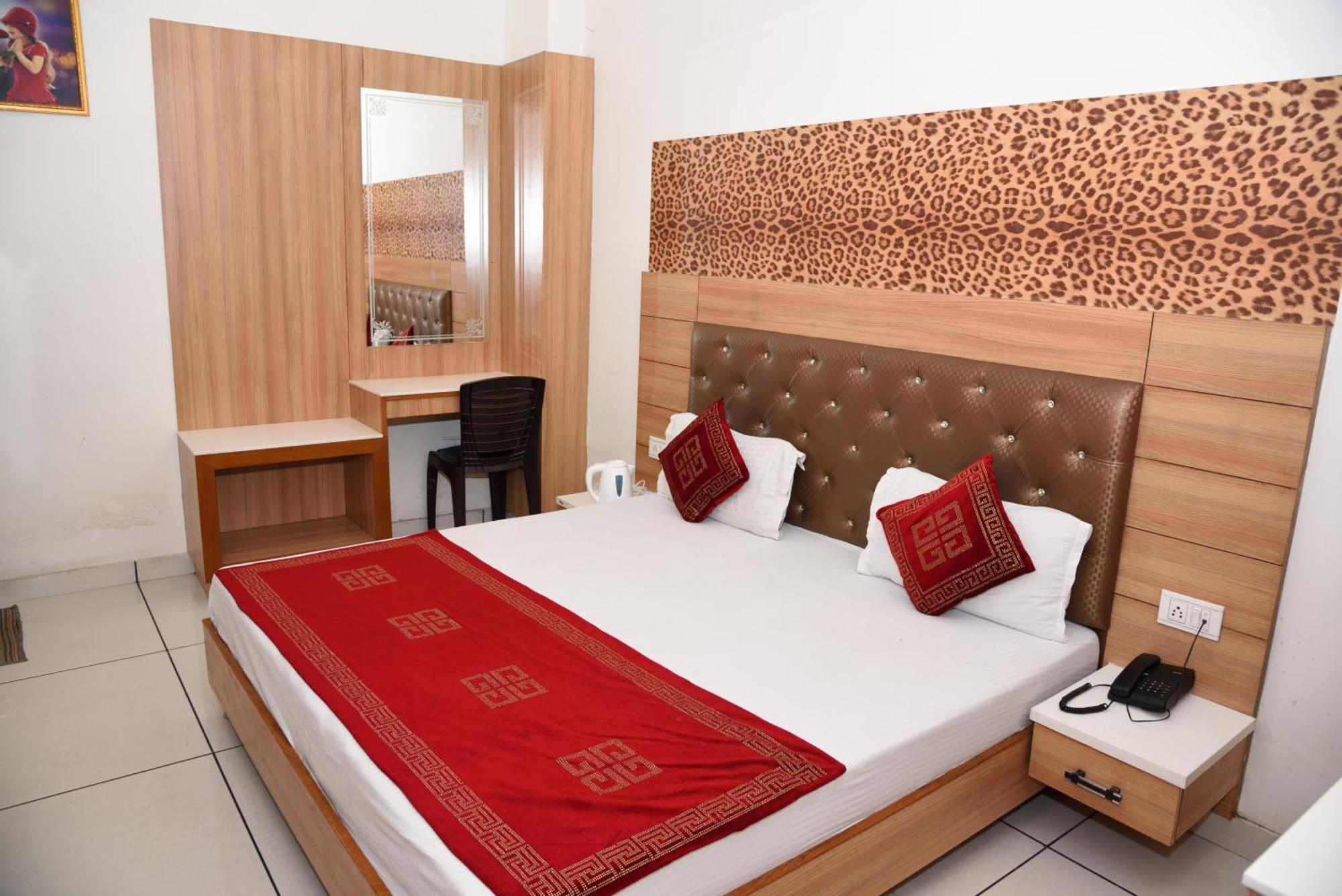 Hotel Robin Inn Amritsar Extérieur photo