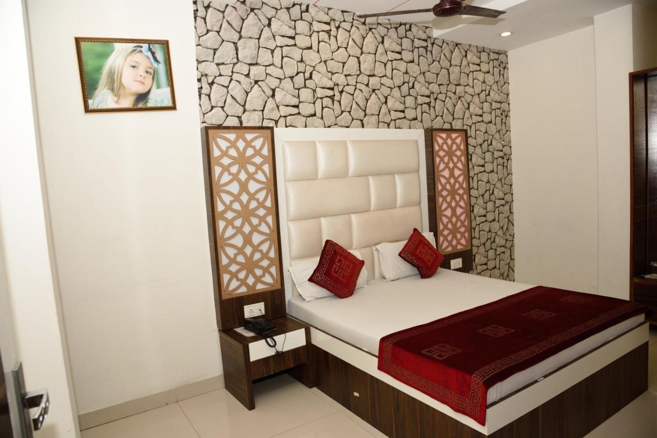 Hotel Robin Inn Amritsar Extérieur photo